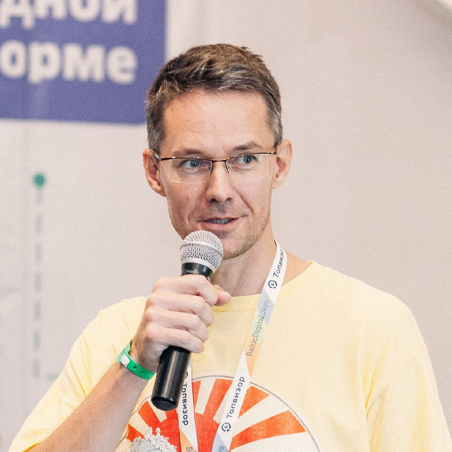 Михаил Шакин